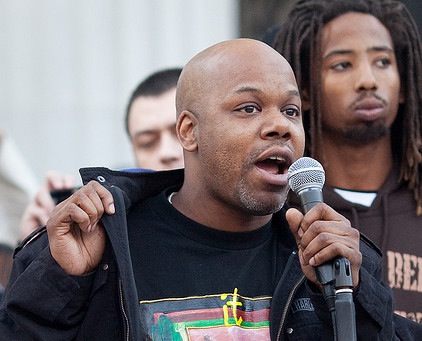 Too $hort Arrested At Airport For Weapon Possession. Flees Airport.